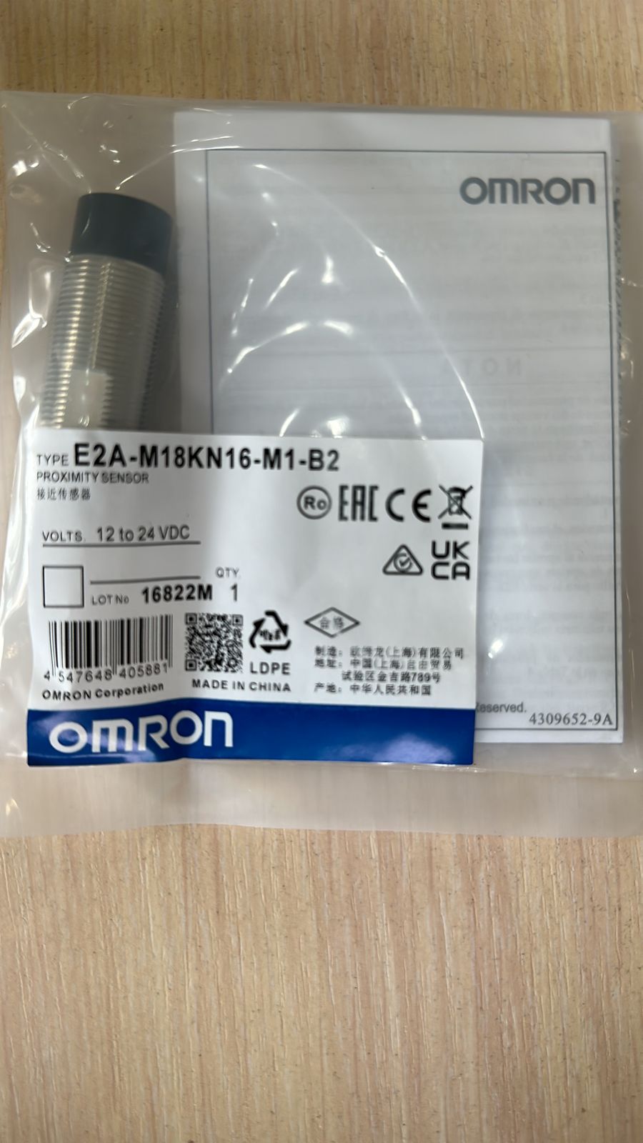 �������� ����������� ������ Omron E2A-M18KN16-M1-B2 �� �������� ������-